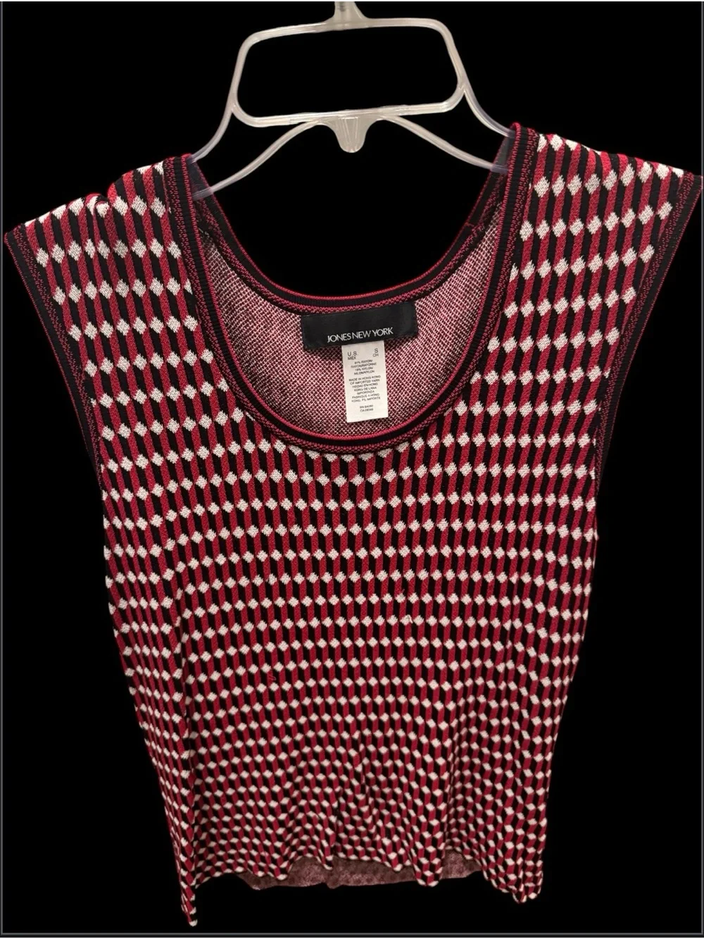 Jones New York Black Red and White Geometric Sleeveless Knit Tank
